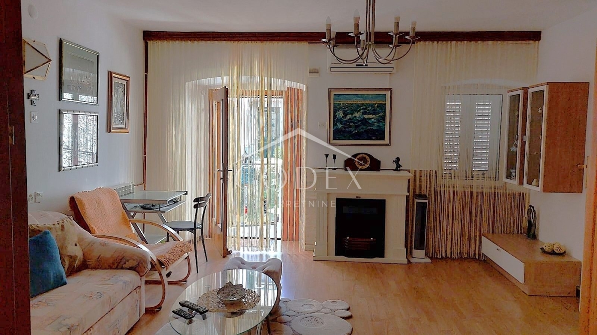 Hiša Omišalj, 90m2