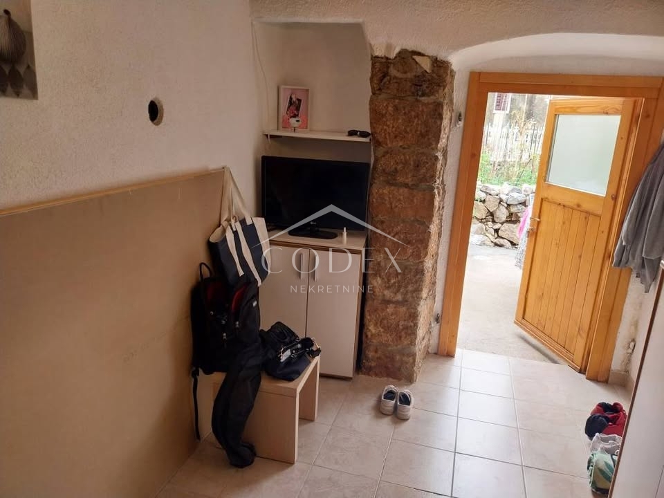 Omišalj - hiša v starem mestnem jedru