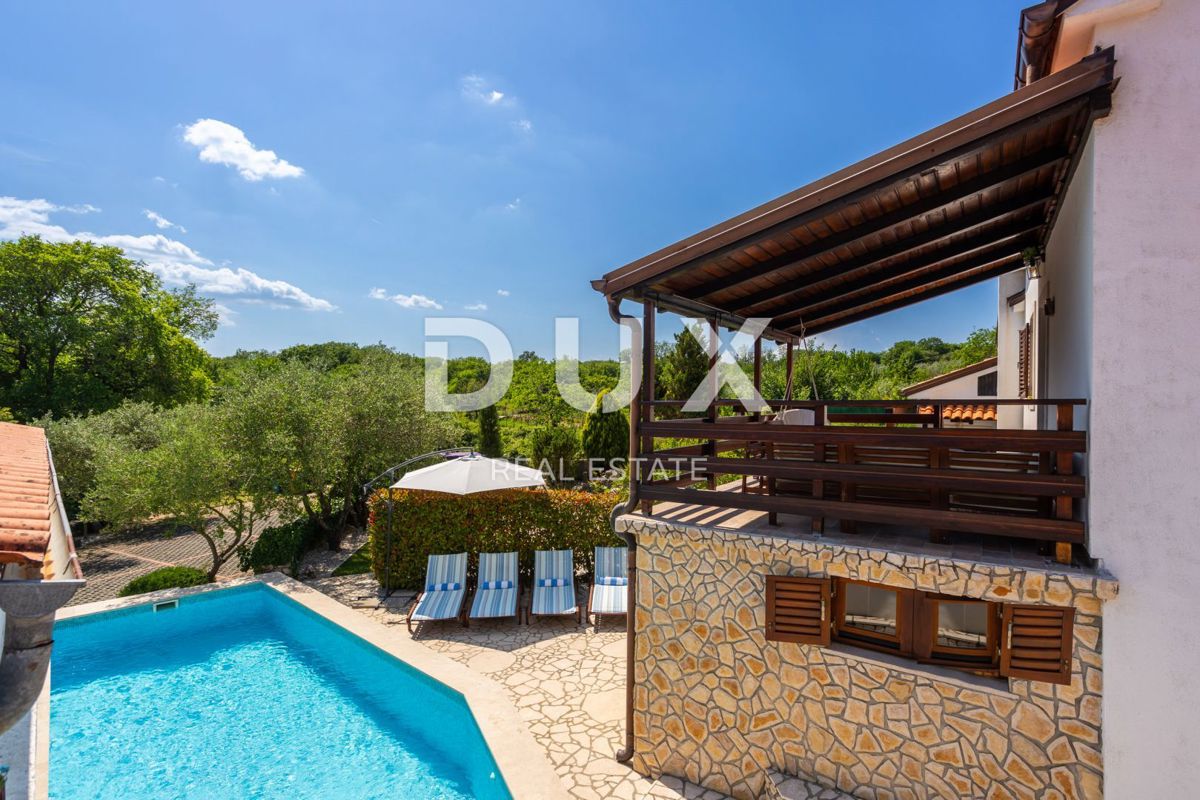 OTOK KRK, VRBNIK (okolica) - Hiša z bazenom in jacuzzijem