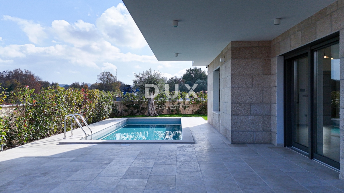 OTOK KRK, MALINSKA (okolica) - Moderna polpritlična hiša visokega standarda, z bazenom in urejenim vrtom