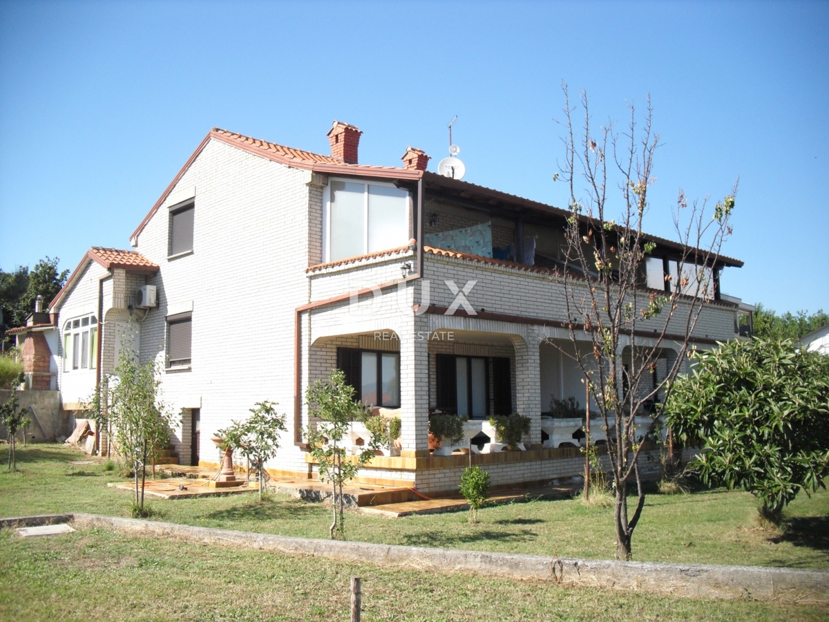 OTOK KRK, ZALIV SOLINE - Samostojna hiša 100 m od morja