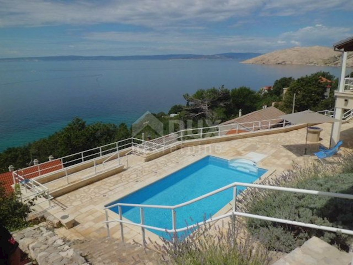 OTOK KRK - Ekskluzivna vila z bazenom