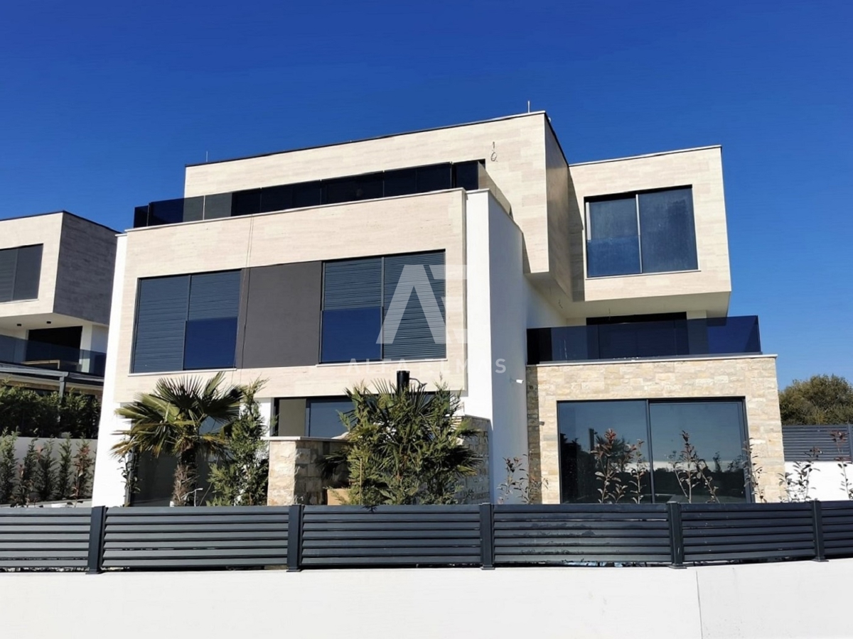 Krk, novogradnja, luksuzni penthouse s pogledom na morje! ID 238