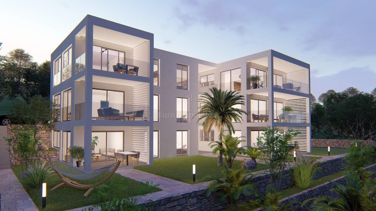 Čudovito stanovanje s pogledom na Kvarnerski zaliv v Omišlju