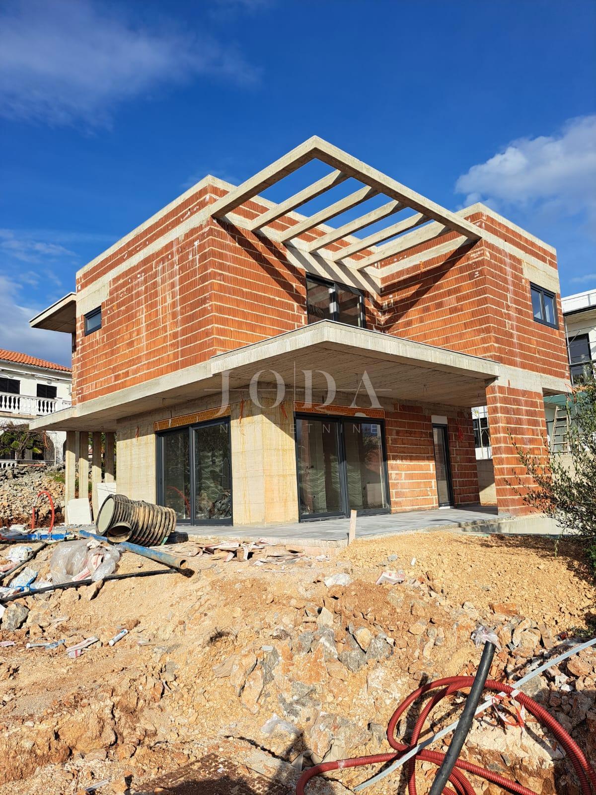 Moderna vila z bazenom in pogledom na morje, otok Krk