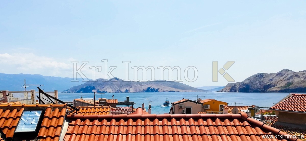 Baška: Očarljiva apartmajska hiša v starem mestnem jedru blizu morja
