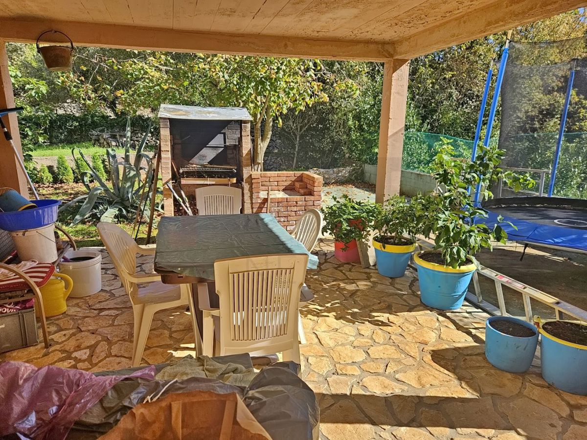 Šilo, okolica, samostojna hiša na mirni lokaciji, PRODAMO!