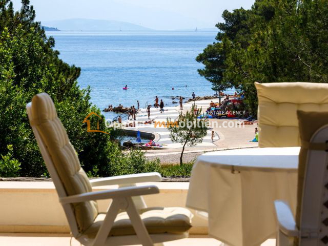 HIŠA OB MORJU 450 M2 - KRK