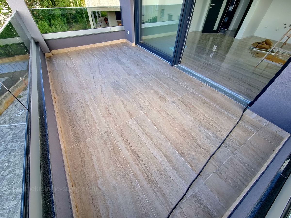 Malinska, kvalitetna novogradnja, 1. nadstropje s pogledom na morje, PRODAJA!