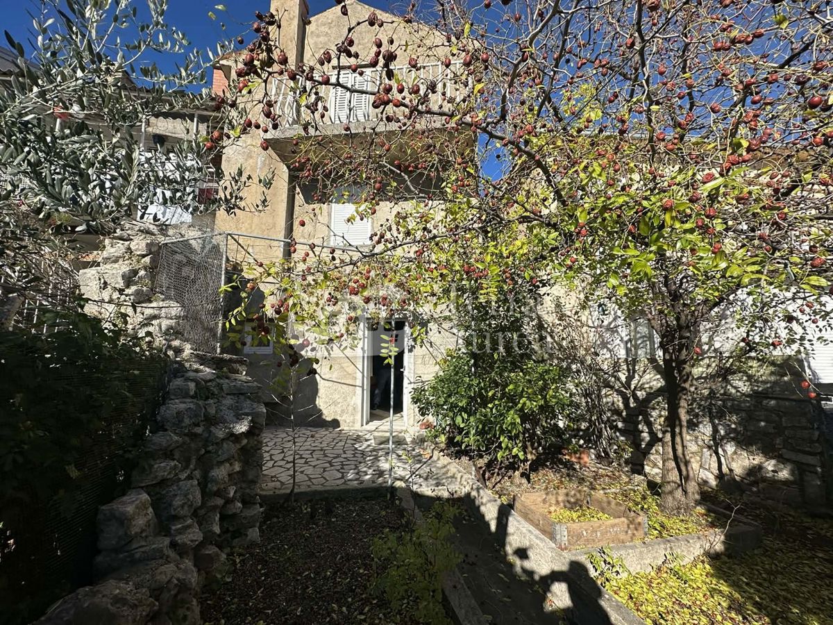 Stara hiša Krk, 120m2