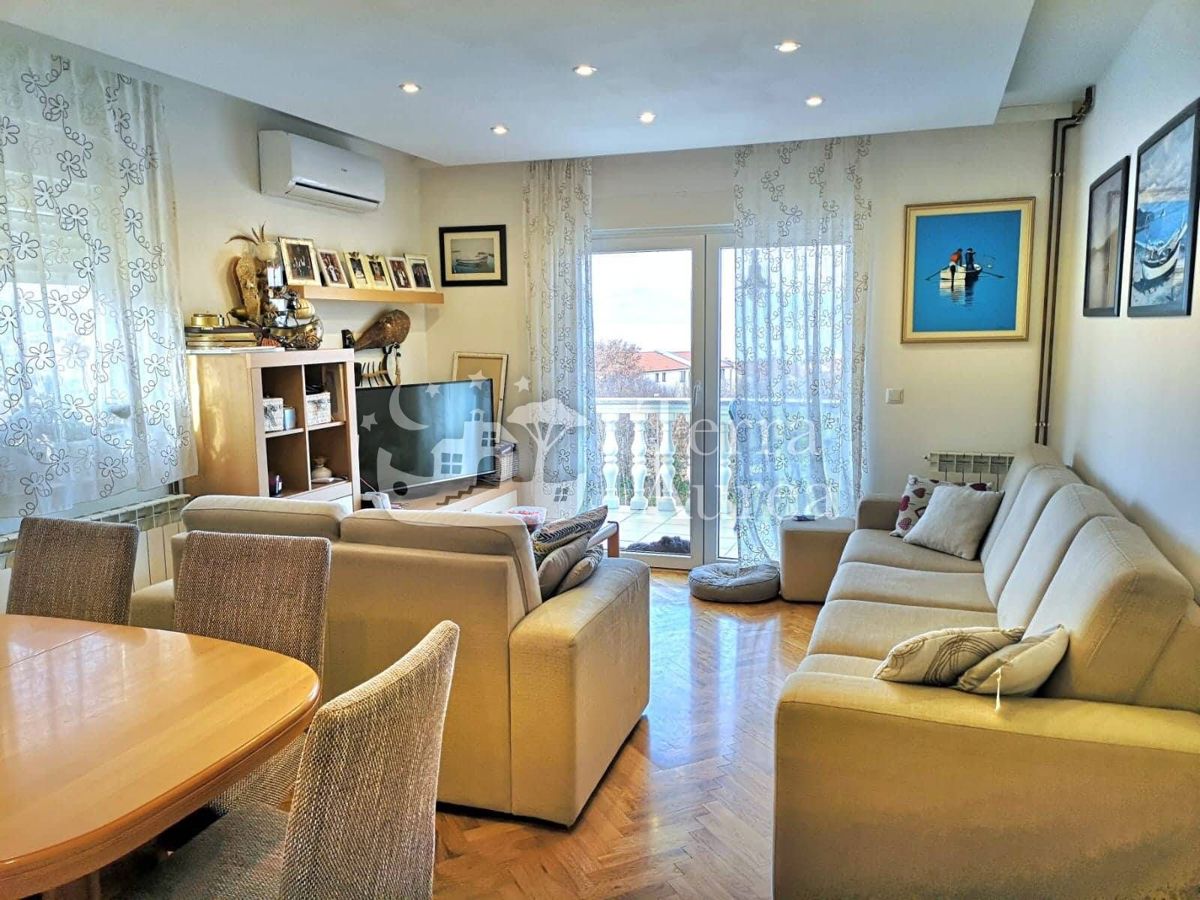 Apartma Bogovići, Malinska-Dubašnica, Grdine 8 i 10, 110m2