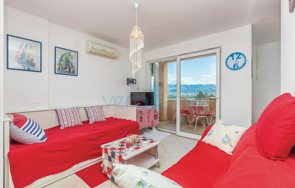 Čižići, otok Krk, dvonadstropno stanovanje 83 m2 z razgledom na morje, prodaja, najem